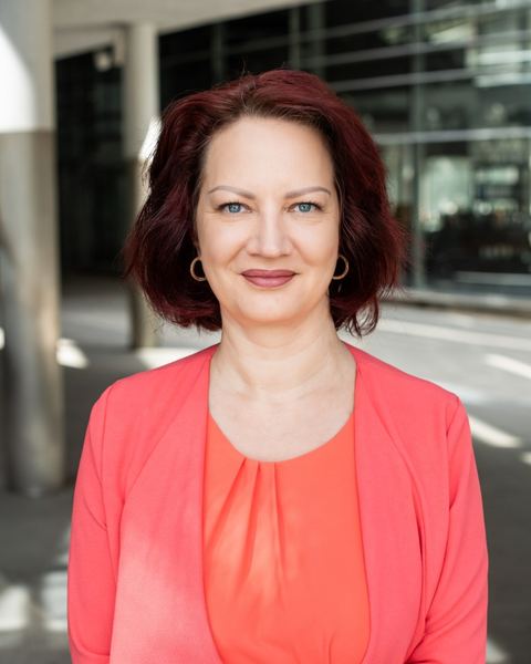 Ilona Geide